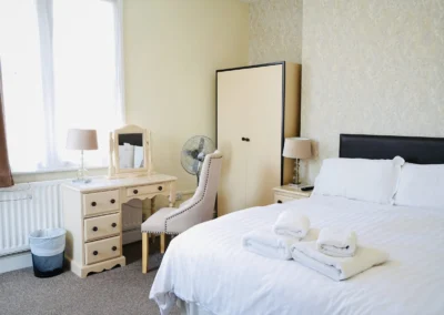 Superking room
